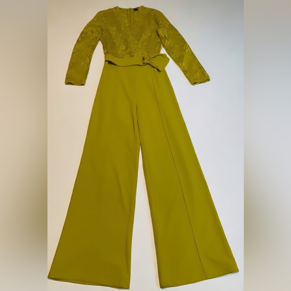 Valentine yellow jumper size M